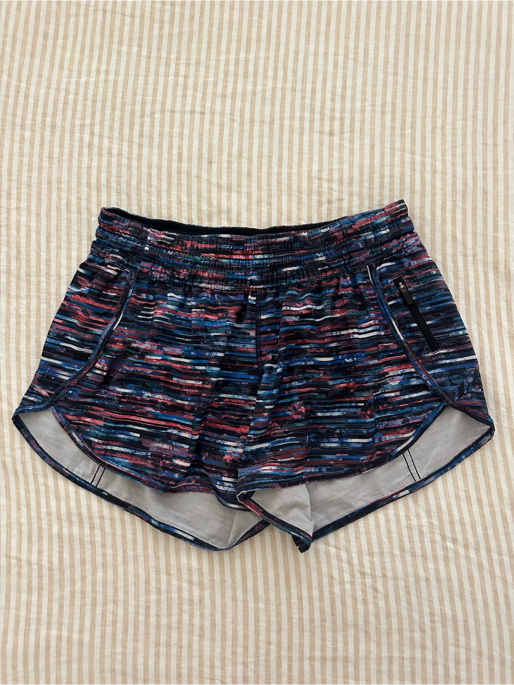 lululemon athletica track that shorts